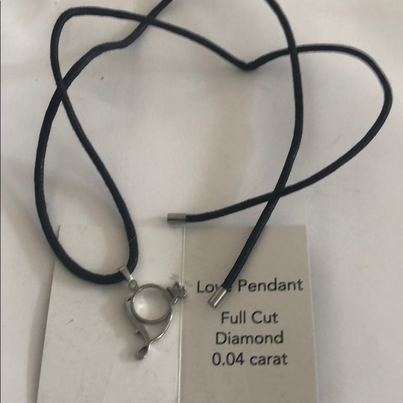 - Frédérique Constant Love Pendant Full Cut Diamond - Picture 4 of 8